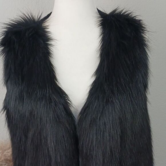 Calvin Klin boho chic black faux fur and knit vest sz medium - Picture 5 of 12